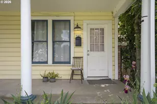 542 NE 80th Ave, Portland, OR 97213 - Photo 9