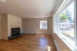 6977 SE Snider Ave, Milwaukie, OR 97222 - Photo 5