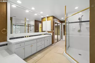 9137 NW McKenna Dr, Portland, OR 97229 - Photo 41