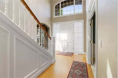 9137 NW McKenna Dr, Portland, OR 97229 - Photo 5