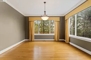 9137 NW McKenna Dr, Portland, OR 97229 - Photo 5