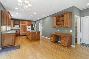 9137 NW McKenna Dr, Portland, OR 97229 - Photo 19