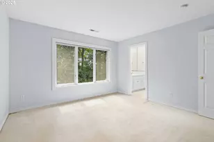 9137 NW McKenna Dr, Portland, OR 97229 - Photo 25