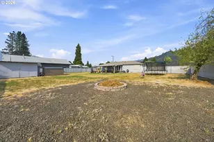 203 Alameda St, Myrtle Creek, OR 97457 - Photo 31