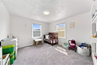 203 Alameda St, Myrtle Creek, OR 97457 - Photo 17