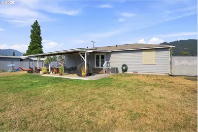 203 Alameda St, Myrtle Creek, OR 97457 - Photo 27