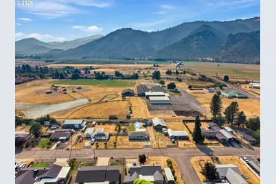 203 Alameda St, Myrtle Creek, OR 97457 - Photo 35