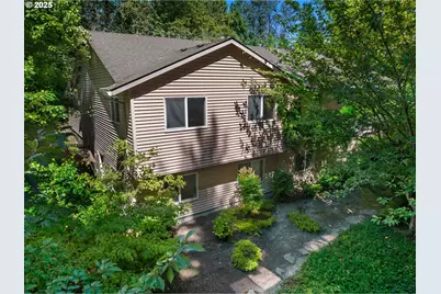 13221 SE Blackberry Cir, Portland, OR 97236 - Photo 3