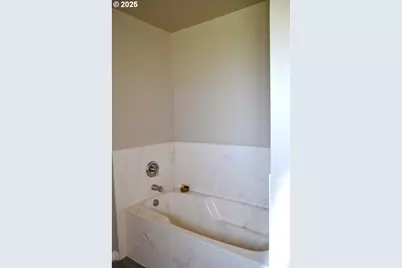 6181 Lower River Rd, Grants Pass, OR 97526 - Photo 13