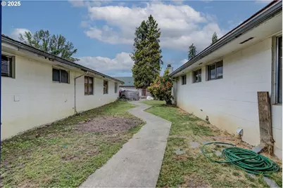 29882 S Hult Rd, Colton, OR 97017 - Photo 45