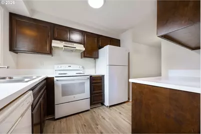 4921 SW 59th Ave #4, Portland, OR 97221 - Photo 7