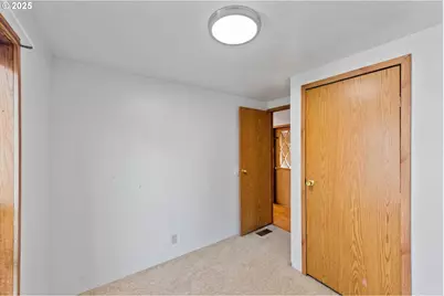 67624 Spinreel Rd #34B, North Bend, OR 97459 - Photo 17