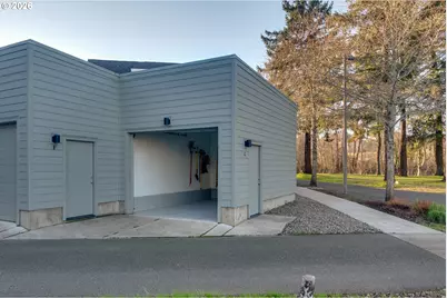 1811 Cousteau Loop SE, Salem, OR 97302 - Photo 21