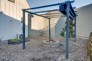 1811 Cousteau Loop SE, Salem, OR 97302 - Photo 23