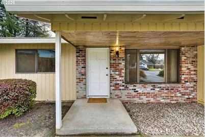 17363 SW Washington Ct, Beaverton, OR 97078 - Photo 3