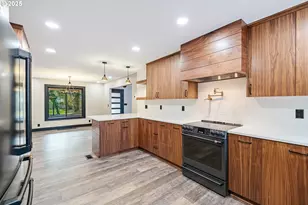 6057 Peaceful Ln, Silverton, OR 97381 - Photo 9