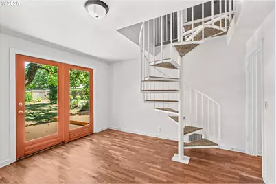 115 E Hilliard Ln, Eugene, OR 97404 - Photo 25