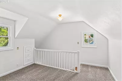 115 E Hilliard Ln, Eugene, OR 97404 - Photo 35