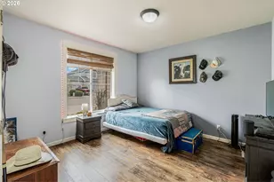 221 E 16th St, Lafayette, OR 97127 - Photo 9