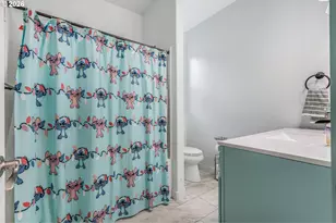 221 E 16th St, Lafayette, OR 97127 - Photo 13