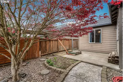 221 E 16th St, Lafayette, OR 97127 - Photo 35