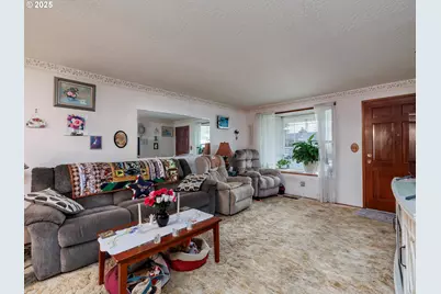 1259 Randolph Rd, Woodburn, OR 97071 - Photo 7