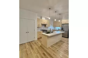 6371 SE 84th Ave, Portland, OR 97266 - Photo 5
