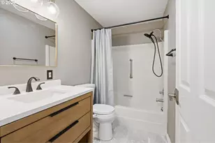 605 SE 121st Ave, Vancouver, WA 98683 - Photo 13