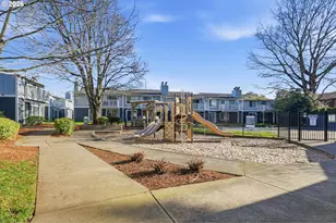 605 SE 121st Ave, Vancouver, WA 98683 - Photo 23