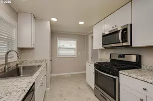 12566 SE 27th Ave, Milwaukie, OR 97222 - Photo 13