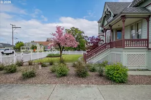 1121 Main St, Dallas, OR 97338 - Photo 3