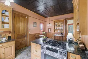 1121 Main St, Dallas, OR 97338 - Photo 21