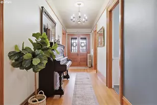 1121 Main St, Dallas, OR 97338 - Photo 9