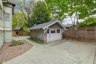 1121 Main St, Dallas, OR 97338 - Photo 43