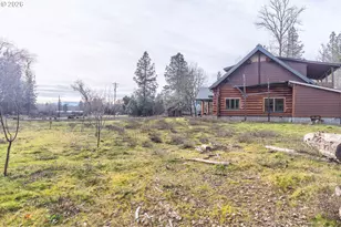4420 Holland Loop Rd, Cave Junction, OR 97523 - Photo 31