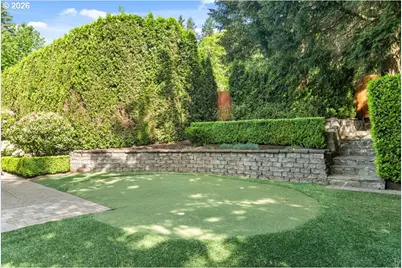 5828 SW Cheltenham Dr, Portland, OR 97239 - Photo 43