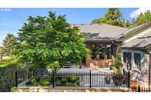 5828 SW Cheltenham Dr, Portland, OR 97239 - Photo 41