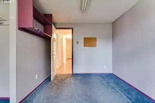 445 SW Juniper St, Junction City, OR 97448 - Photo 13