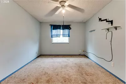 445 SW Juniper St, Junction City, OR 97448 - Photo 17