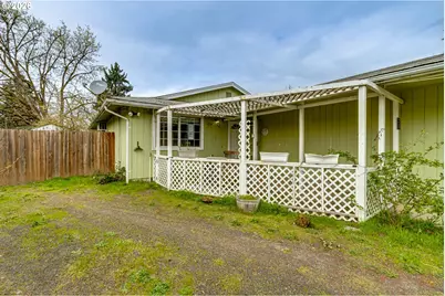 445 SW Juniper St, Junction City, OR 97448 - Photo 27