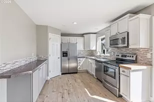 722 NW Meadow Ridge Ln, Camas, WA 98607 - Photo 11