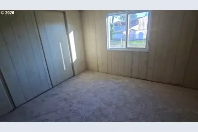 82 SE 16551 Dr #21, Clackamas, OR 97015 - Photo 3