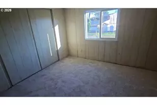 82 SE 16551 Dr, Clackamas, OR 97015 - Photo 3