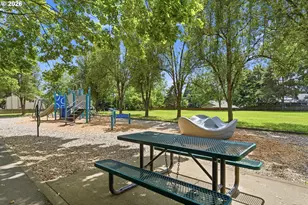 11235 SW Champoeg Dr, Wilsonville, OR 97070 - Photo 43