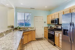 1860 NE Orenco Station Pkwy, Hillsboro, OR 97124 - Photo 11