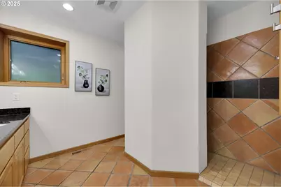 3758 Pine Canyon Dr, Eugene, OR 97405 - Photo 23