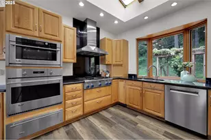 3758 Pine Canyon Dr, Eugene, OR 97405 - Photo 17