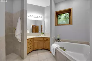 3758 Pine Canyon Dr, Eugene, OR 97405 - Photo 27