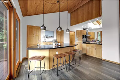 3758 Pine Canyon Dr, Eugene, OR 97405 - Photo 15