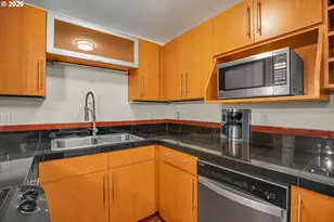 4956 NE 9th Ave, Portland, OR 97211 - Photo 9